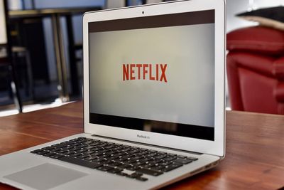 Netflix Produces Strong Q2 FCF, But NFLX Stock Dips - Is It a Buy Here?