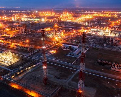 EU and UK lower price cap on Russian oil in bid to curb Kremlin’s war on Ukraine