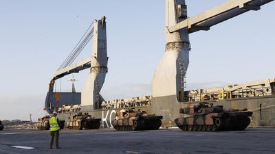 Australia hands over first tranche of tanks to Ukraine