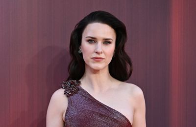 Mikaela Hoover hails 'champion' co-star Rachel Brosnahan