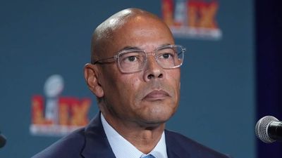 Report: Strip Club Expenses Played Part in Lloyd Howell Jr. Resigning from NFLPA