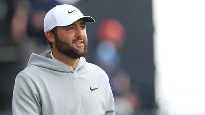 Scottie Scheffler Takes Command With Birdie Barrage at British Open