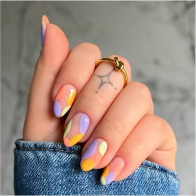 I'm Exclusively Wearing Pastel Manicures This Summer and My Nails Have Never Looked Better