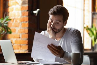 'I Am So Overwhelmed': Harvard Startup Coach Says This Is The No. 1 Thing Founders Confess Behind Closed Doors — Here's What To Do About It