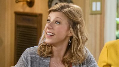 Full House's Jodie Sweetin Talks Coming To Terms With Being Known As 'Stephanie Tanner Forever,' And I'm Loving Her Positivity