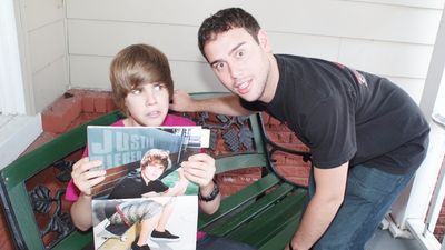 After sudden termination of friendship with Justin Bieber, Scooter Braun mourns end of another high profile relationship