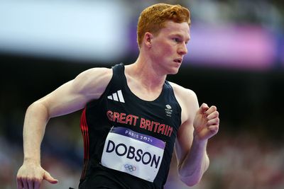 Charlie Dobson shocks Matt Hudson-Smith to win 400m in London