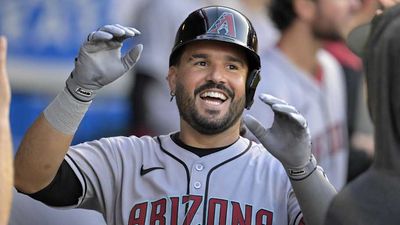 Report: Diamondbacks Unsure Whether to Sell at Deadline Amid Eugenio Suárez Interest