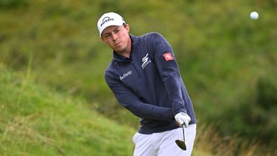 Why Matt Fitzpatrick Chips Cross-Handed