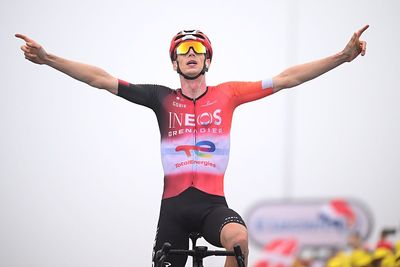 Thymen Arensman saves Ineos Grenadiers’ Tour de France with stage 14 mountain breakaway victory