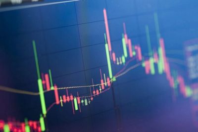 'What Worked for You 5 Or 10 Years Ago May Not Be The Right Strategy': Suze Orman Warns Retirees To Rebalance While Markets Are Up