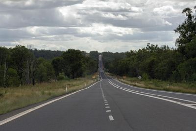 Four dead after two-car crash in remote central Queensland