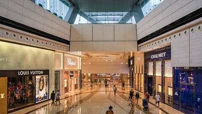 10 Retail Stores Millennials Forgot Existed
