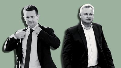 Post-poll kingmakers offer two leaders a path to power