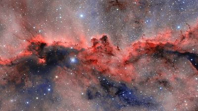 'Fighting dragons' light up little-known constellation in the Southern sky: Space photo of the week