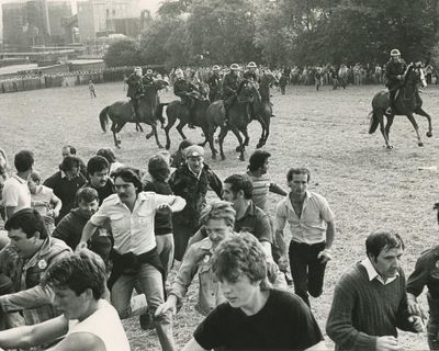 The confrontation at Orgreave: a visual timeline