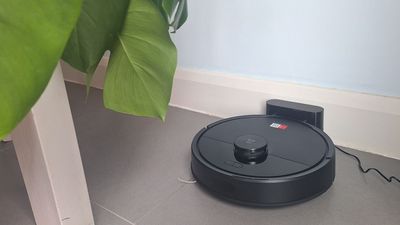 With its powerful suction and robust suspension, this affordable robot vacuum is a brilliant budget buy