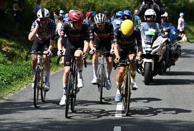 'Everyone's tactics were strange' – Tempers fray on tough breakaway day at Tour de France on stage 15