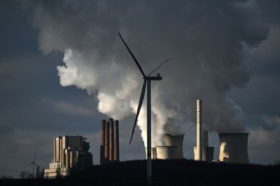 World's Major Courts Take Growing Role In Climate Fight