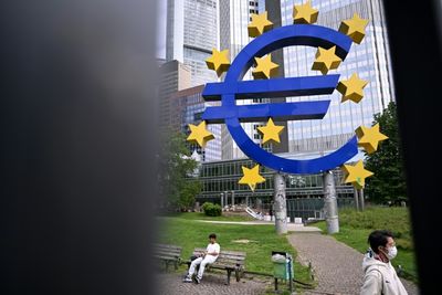ECB Expected To Hold Rates As Trump Tariff Uncertainty Lingers