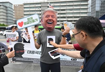 In South Korea, Trump’s tariff threats place US love affair under strain