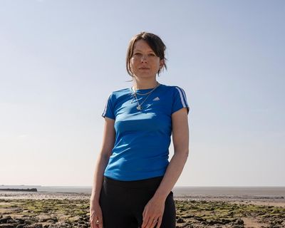 The Parallel Path by Jenn Ashworth review – a soul-searching walk across England