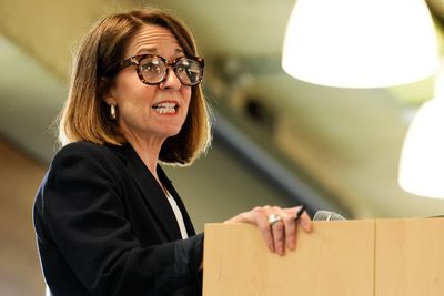 Labour minister Liz Kendall warns of ‘tsunami in pensioner poverty’ as she announces review of retirement age