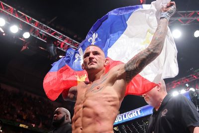UFC icon Dustin Poirier retires after defeat by Max Holloway in thrilling trilogy bout
