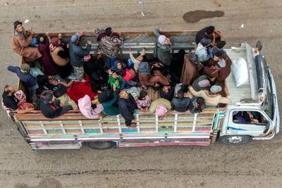 Syria evacuates Bedouins from clashes-hit Suwayda as shaky ceasefire holds