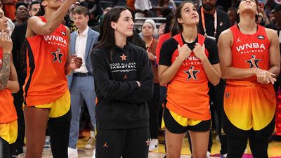 Caitlin Clark Made Smart Recruiting Pitch to WNBA Star Who’s About to Be a Free Agent