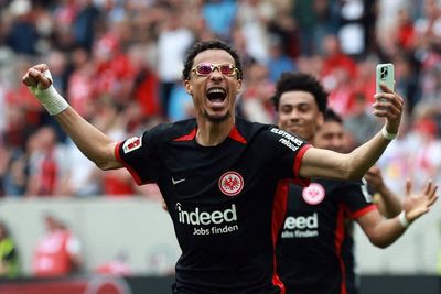 Liverpool set to sign Hugo Ekitike after Alexander Isak snub