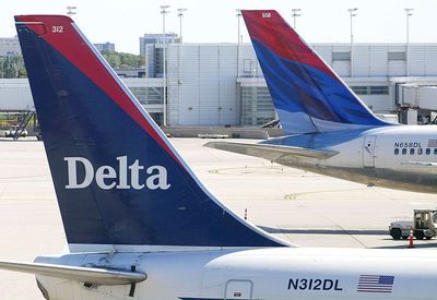 TikToker Reveals Moment Delta Pilot Apologized For 'Aggressive Maneuver' That Saved Full Plane For Mid-Air Collision With B-52
