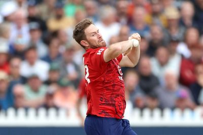 Liam Dawson to make England Test return after eight years in place of injured Shoaib Bashir