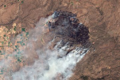 Cram Fire in Oregon approaches 'megafire' status