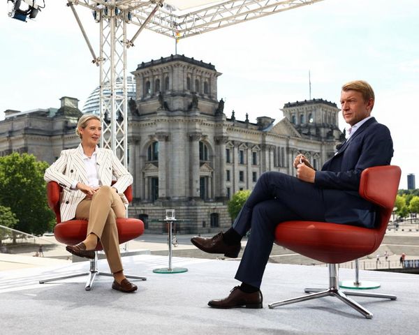 Anti-AfD protesters interrupt Alice Weidel interview live on German TV