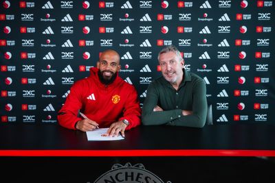 Manchester United complete £65m signing of Bryan Mbeumo