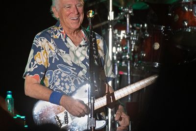 Jimmy Buffett's widow accuses financial adviser of breaching fiduciary duty in $275M trust battle