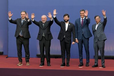 Leftist Leaders Gather In Chile With Democracy 'Under Threat'