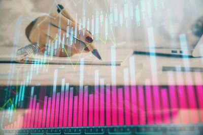 7 Tech Brands Losing Market Share Fast