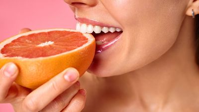 Forget apple cider vinegar — I added grapefruit to my water every day to boost my metabolism, and here's what happened