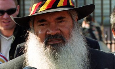 Afternoon Update: Australia lobbied UK to avoid Indigenous leaders in 1999; SA premier calls algae ‘natural disaster’; and the case against coffee snobs