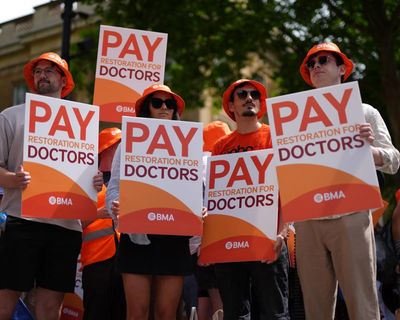 NHS defends plan to not cancel non-urgent care if resident doctors strike