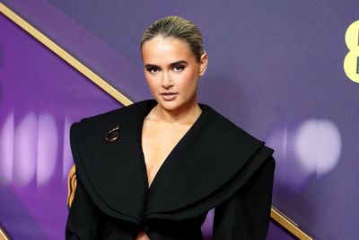 Molly-Mae issues AI warning to followers after fake perfume endorsement