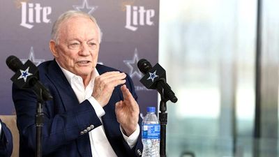 SI:AM | Jerry Jones Can’t Get Out of His Own Way