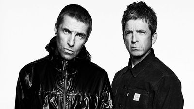 ‘We’re not Coldplay’: At their concert, Oasis hilariously says it’s ‘none of our business’ who you’re mingling with