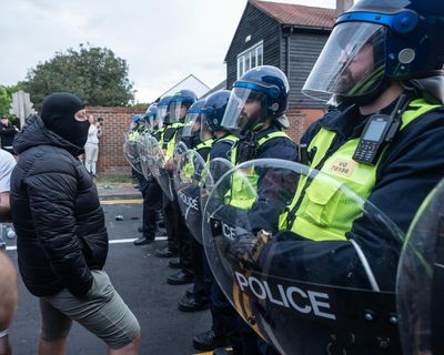 Immigration and deprivation causing UK public to lose faith in politicians, says Rayner