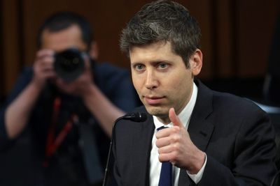 OpenAI faces an 'increasingly fragile moat,' JPMorgan says, as Sam Altman braces for 'OS war' against Google, Apple and other Silicon Valley titans