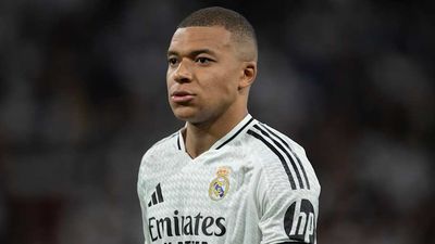 Unlikely Favorite ‘Challenges’ Kylian Mbappe for Real Madrid’s Number 10 Shirt