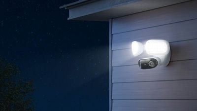 Reolink takes on Arlo with its own floodlight camera that looks like E.T.!