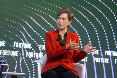 Cheaper AI like China’s DeepSeek are 'very welcome,' says Singapore's digital minister Josephine Teo